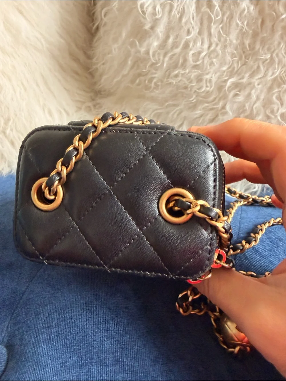 Chanel Lambskin Quilted Mini Pearl Crush Vanity Case With Chain Black - Picture 5 of 10